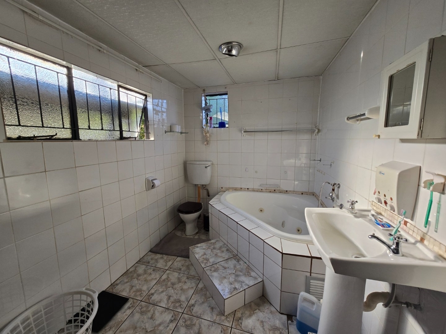 3 Bedroom Property for Sale in Bodorp North West